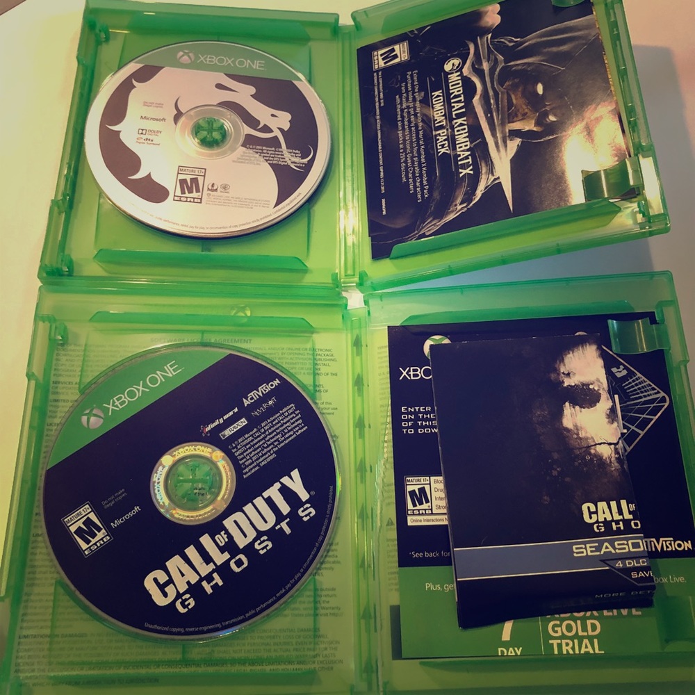 Xbox games both for sale together